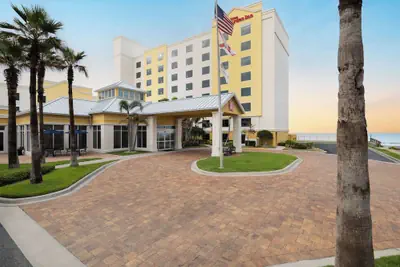 Photo 2 - Hilton Garden Inn Daytona Beach Oceanfront