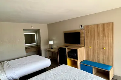 Photo 4 - Days Inn by Wyndham Ruther Glen Kings Dominion Area