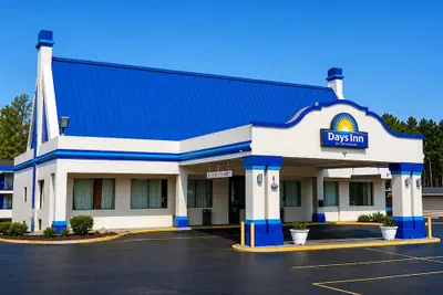 Photo 2 - Days Inn by Wyndham Ruther Glen Kings Dominion Area