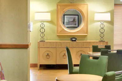 Photo 4 - Hampton Inn Harrisonburg - University