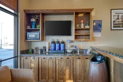Photo 4 - Best Western Foothills Inn