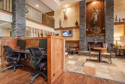 Photo 5 - Comfort Inn at Thousand Hills