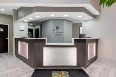 Photo 3 - Quality Inn & Suites Brownsburg - Indianapolis West