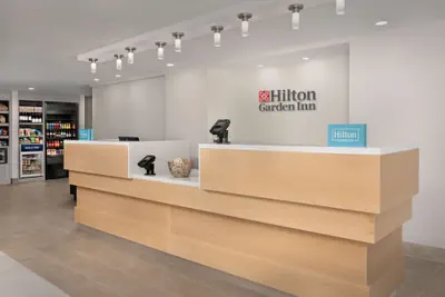 Photo 5 - Hilton Garden Inn Marina Del Rey