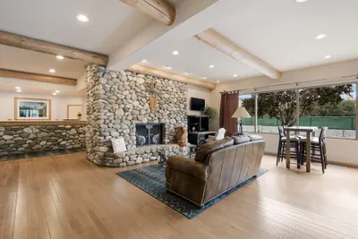 Photo 4 - Best Western Plus Kentwood Lodge