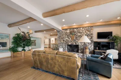 Photo 5 - Best Western Plus Kentwood Lodge