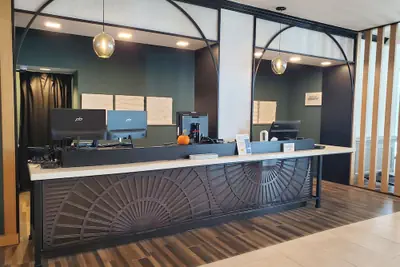 Photo 4 - Sheraton Virginia Beach Oceanfront Hotel