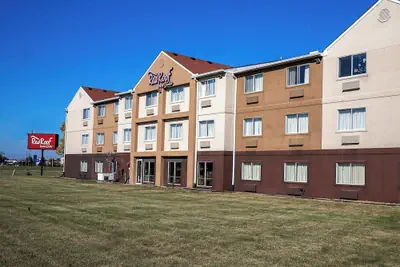 Photo 2 - Red Roof Inn & Suites Danville, IL