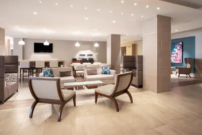 Photo 4 - Holiday Inn Los Angeles - LAX Airport by IHG