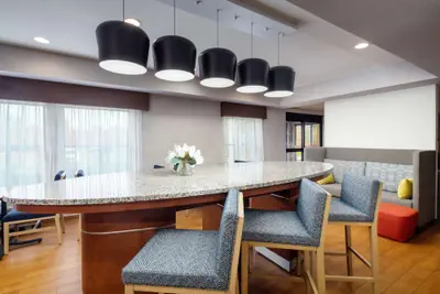 Photo 3 - Hampton Inn Lexington South-Keeneland/Airport