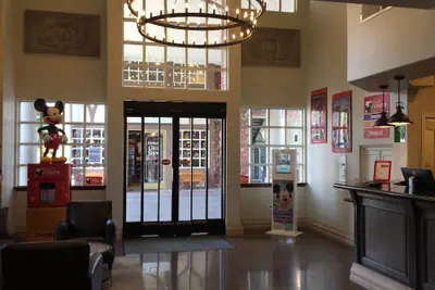 Photo 4 - Anaheim Camelot Inn & Suites