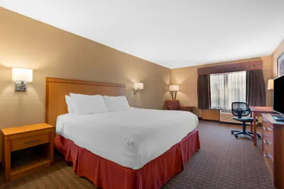 Photo 2 - Best Western Plus Olympic Inn