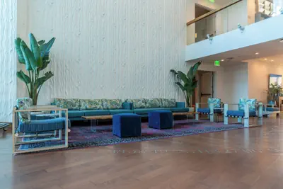 Photo 3 - Marina del Rey Hotel
