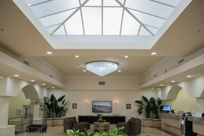 Photo 5 - Crystal Beach Suites Miami Oceanfront Hotel
