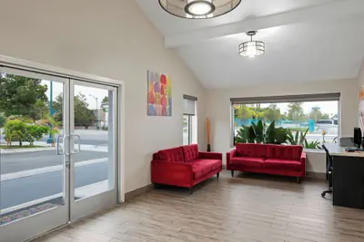 Photo 5 - Solara Inn and Suites
