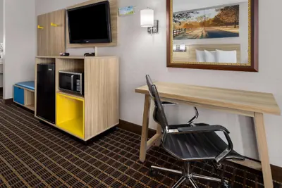 Photo 3 - Quality Inn Waycross