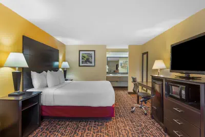 Photo 5 - Best Western Benton Inn