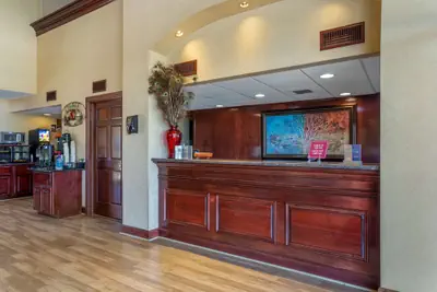 Photo 4 - Best Western Benton Inn