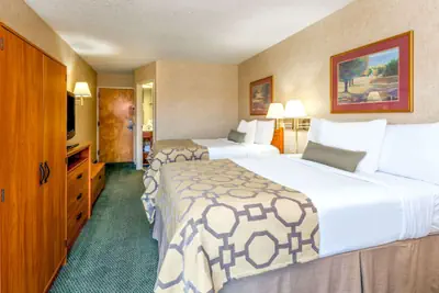Photo 3 - Baymont by Wyndham Amarillo East