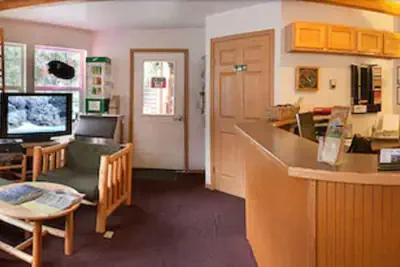 Photo 3 - Harborview Inn