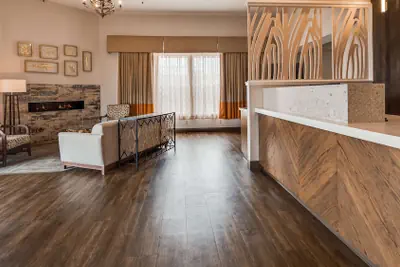Photo 4 - Best Western Plus Bayshore Inn