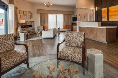 Photo 3 - Best Western Plus Bayshore Inn