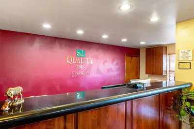 Photo 5 - Quality Inn Three Rivers