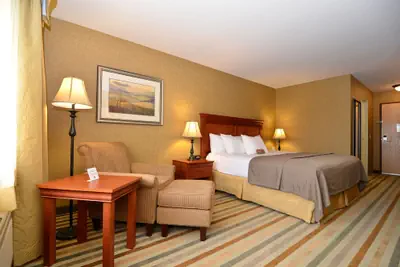 Photo 4 - Best Western Plus Kennewick Inn