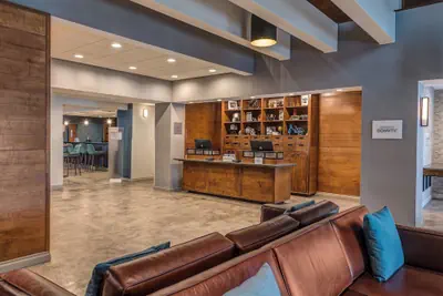 Photo 3 - Four Points by Sheraton Anchorage Downtown