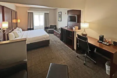 Photo 5 - Comfort Suites Peoria Sports Complex