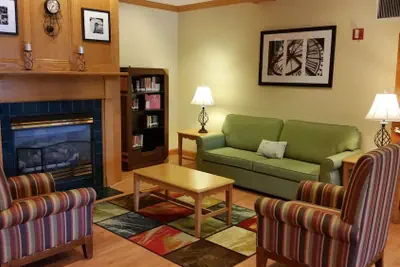 Photo 2 - Country Inn & Suites by Radisson, Bloomington-Normal West, IL
