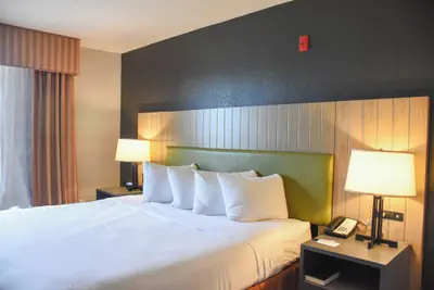 Photo 4 - Country Inn & Suites by Radisson, Bloomington-Normal West, IL