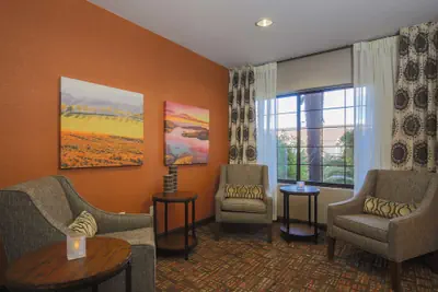 Photo 4 - Hampton Inn And Suites Camarillo
