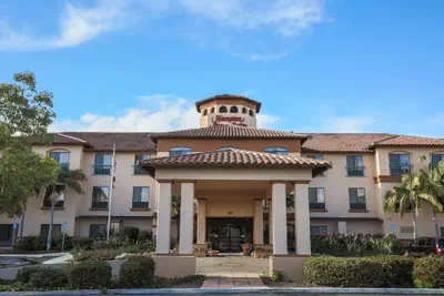 Photo 2 - Hampton Inn And Suites Camarillo