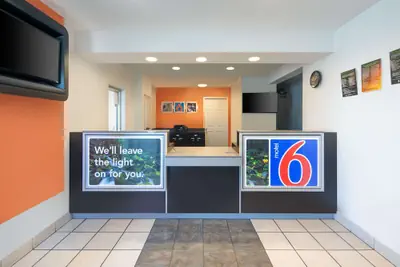 Photo 3 - Motel 6 Woodland, CA – Sacramento Airport