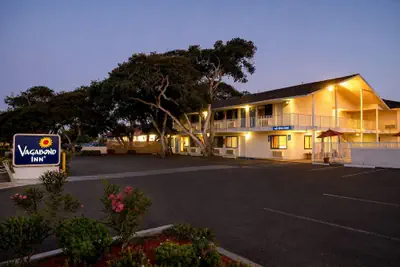 Photo 2 - Vagabond Inn Monterey