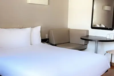 Photo 5 - Motel 6 – Santa Rosa, CA - South