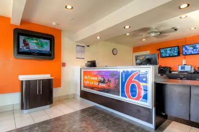 Photo 5 - Motel 6 El Cajon, CA - San Diego