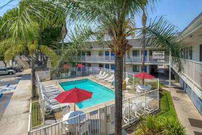 Photo 2 - Motel 6 El Cajon, CA - San Diego