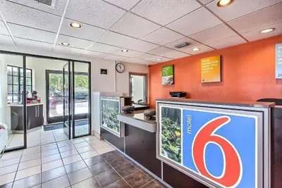 Photo 5 - Motel 6 Fremont, CA - North