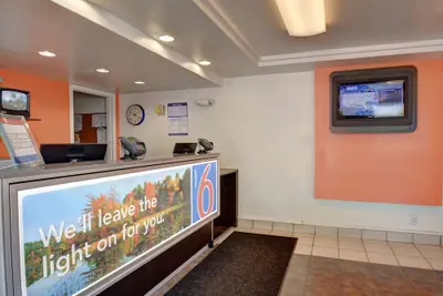 Photo 3 - Motel 6 Chicopee, MA - Springfield