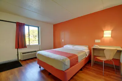 Photo 5 - Motel 6 Chicopee, MA - Springfield