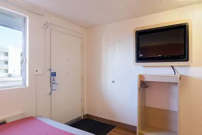 Photo 4 - Motel 6 Denver, CO – Downtown