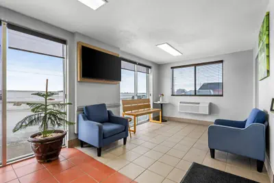 Photo 3 - Park Inn by Radisson, Fargo West Acres