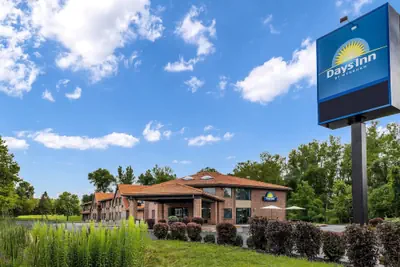Photo 2 - Days Inn by Wyndham Geneva/Finger Lakes