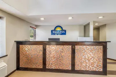 Photo 3 - Days Inn by Wyndham Geneva/Finger Lakes