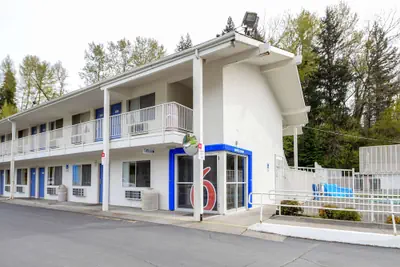 Photo 2 - Motel 6 Kelso - Mt. St. Helens