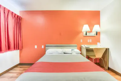 Photo 5 - Motel 6 Tigard, OR - Portland South - Lake Oswego