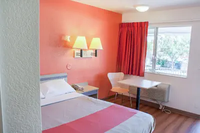 Photo 5 - Motel 6 Ukiah, CA