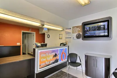 Photo 3 - Motel 6 Buellton, CA - Solvang Area